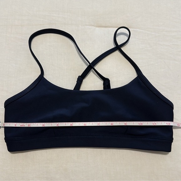 NWOT Alo Yoga Airlift Intrigue Bra in Dark Blue Size XS - Picture 9 of 11